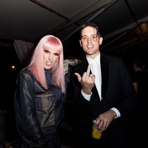 Meet your Posher, Simone